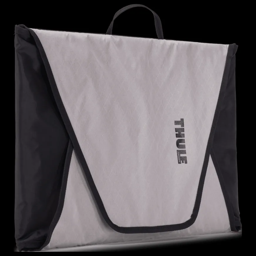 Thule garment folder