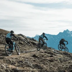 Thule Vital 8L W